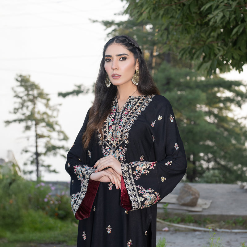 Black Fully Embroidered 2-Piece Winter Luxe Pret