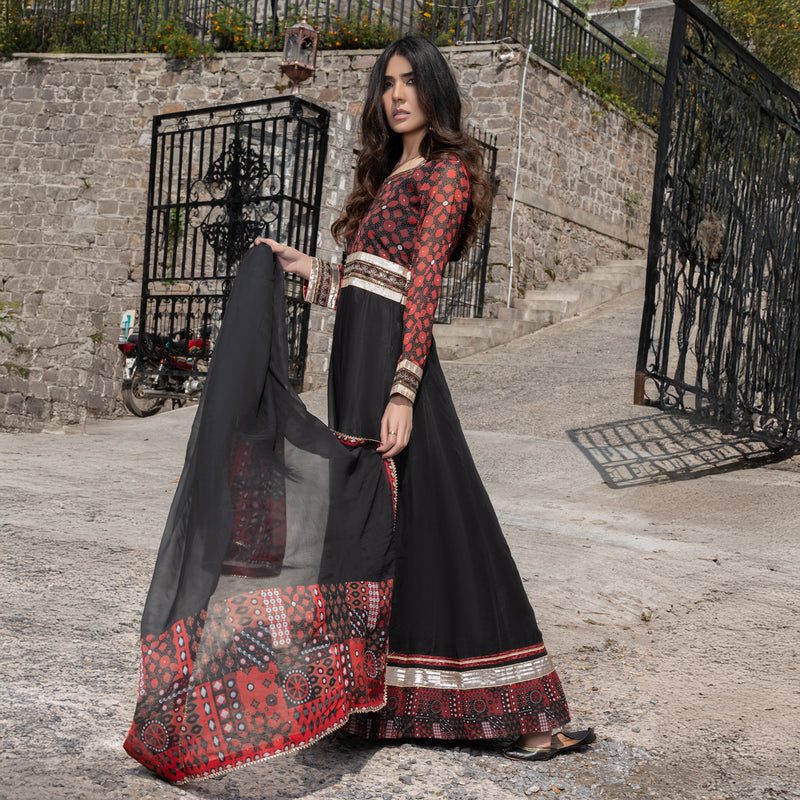 Printed Black Embroidered Maxi 3-Piece Festive Pret