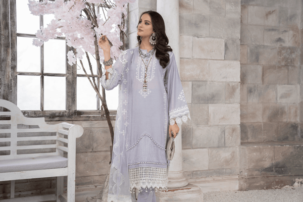 3 Piece Embroidered Lawn Suit | Mann Mayal Collection