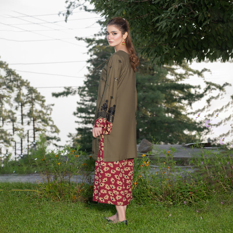 Olive Green Fully Embroidered 2-Piece Winter Luxe Pret