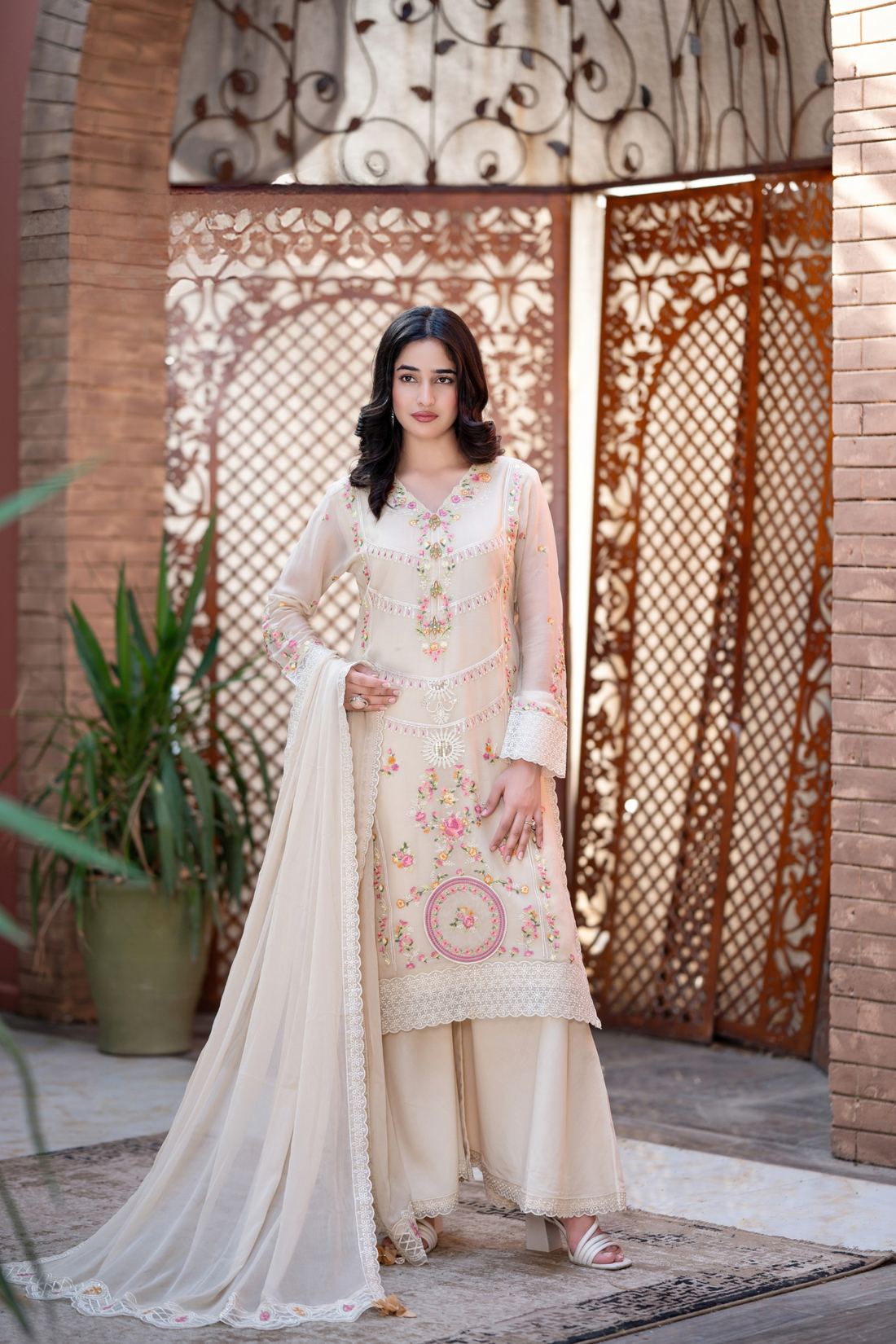 Light Skin  Embroidered Chiffon 3 Piece Suit