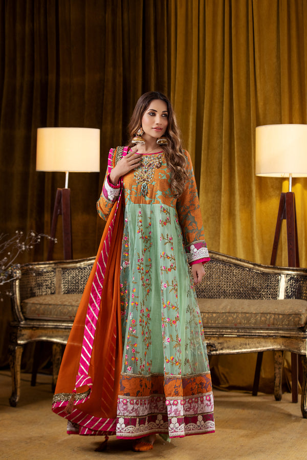 3 Piece Luxury Neck Line Hand Made Embroidered Suit | Zeenat-E-Zar Collection