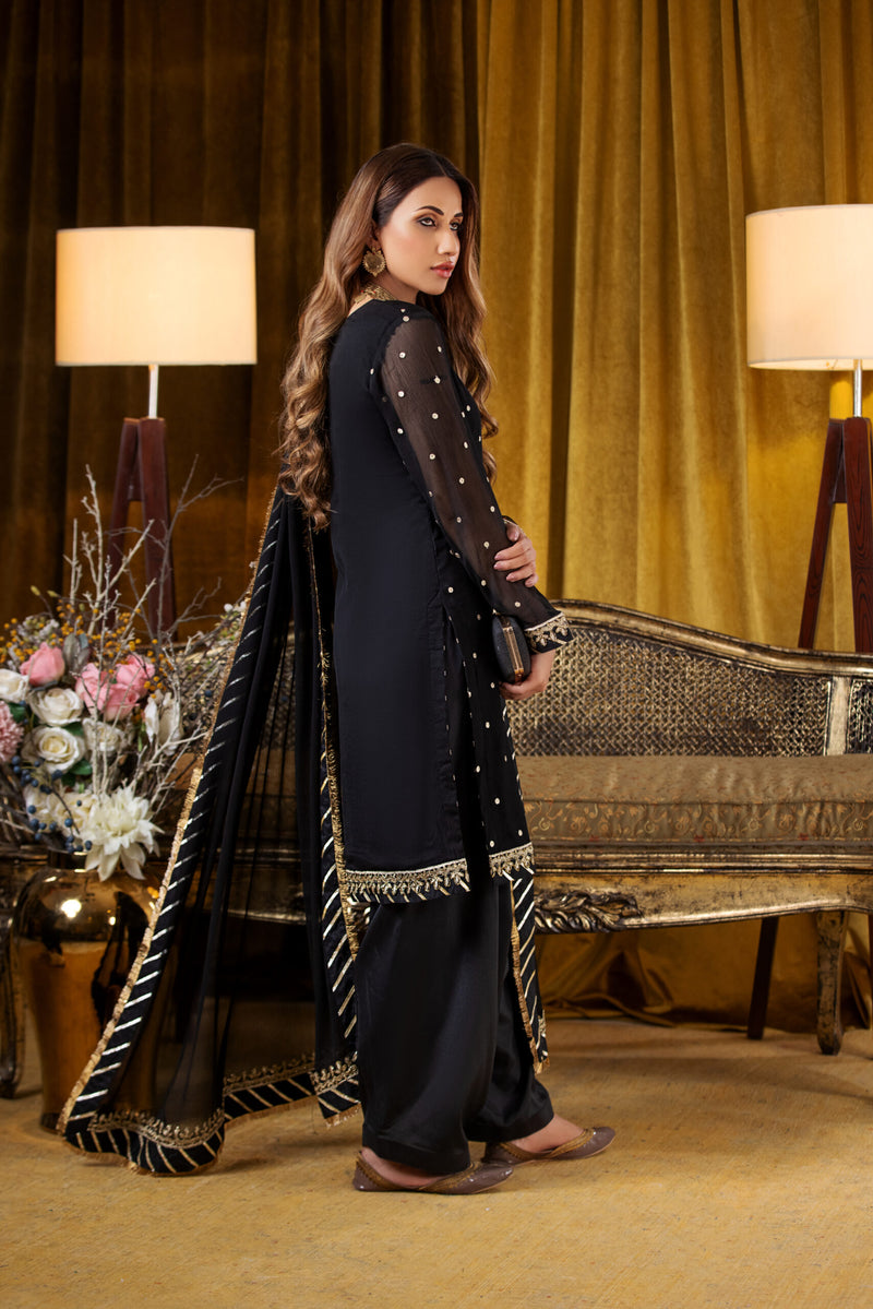 3 Piece Luxury Embroidered Suit | Zennat-E-Zar Collection |