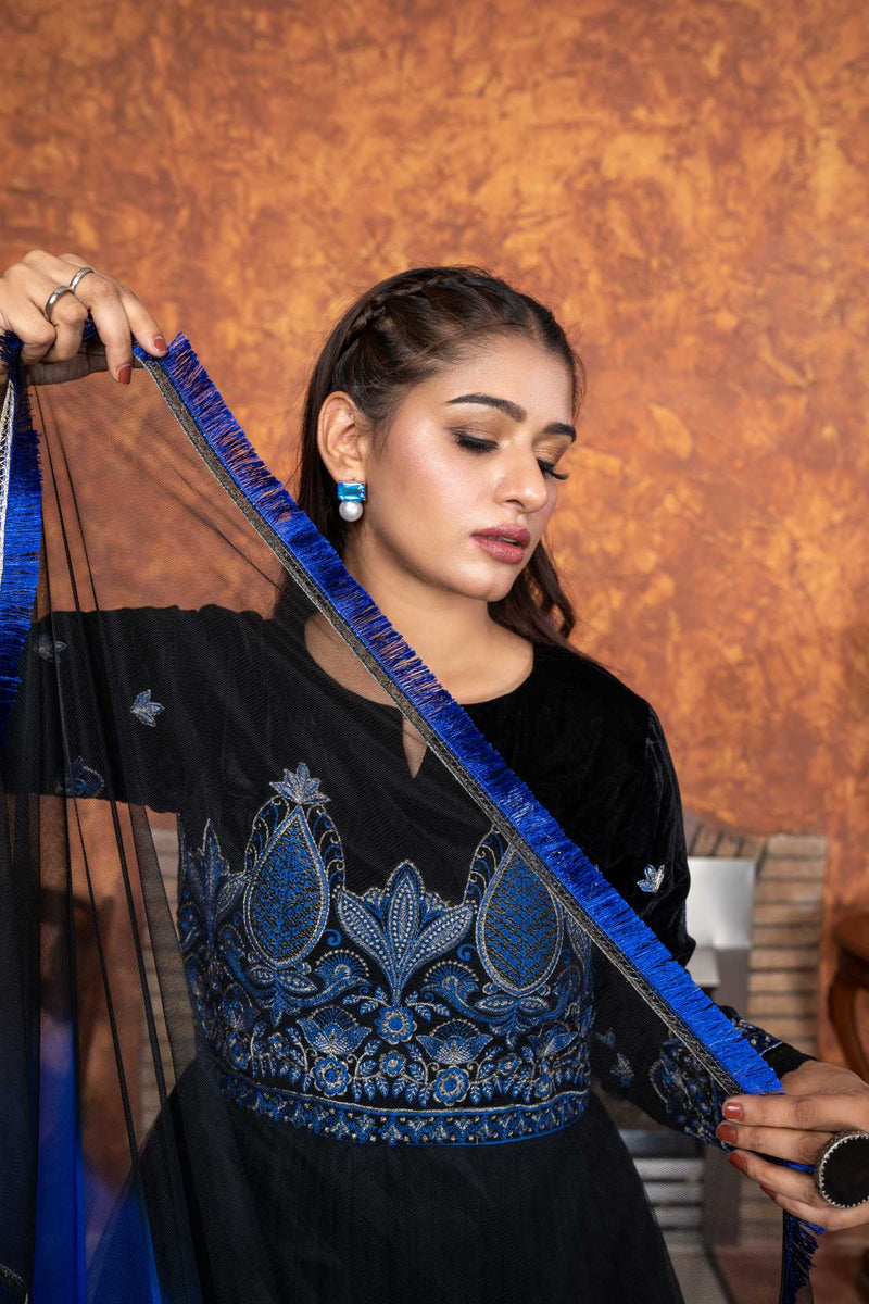 SD-PA3-068-25 (Riwayat Black Blue)