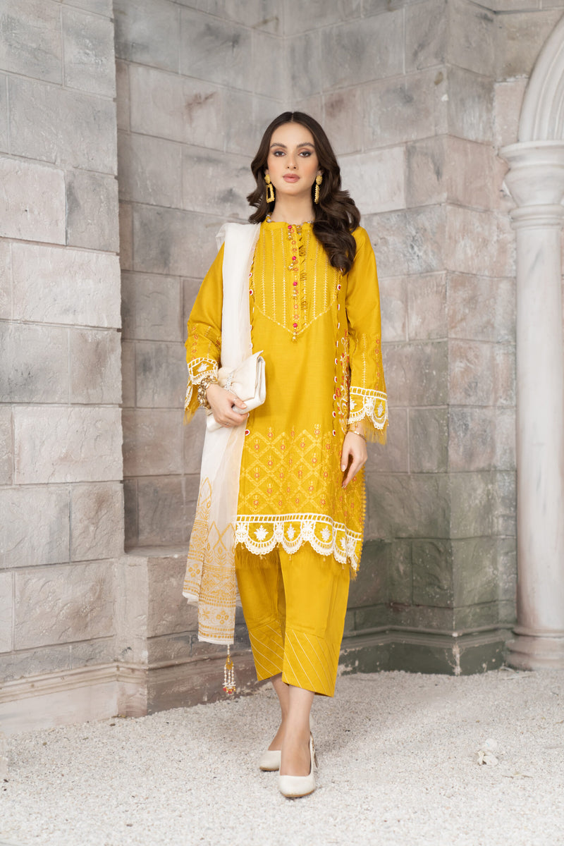 3 Piece Embroidered Lawn Suit | Mann Mayal Collection
