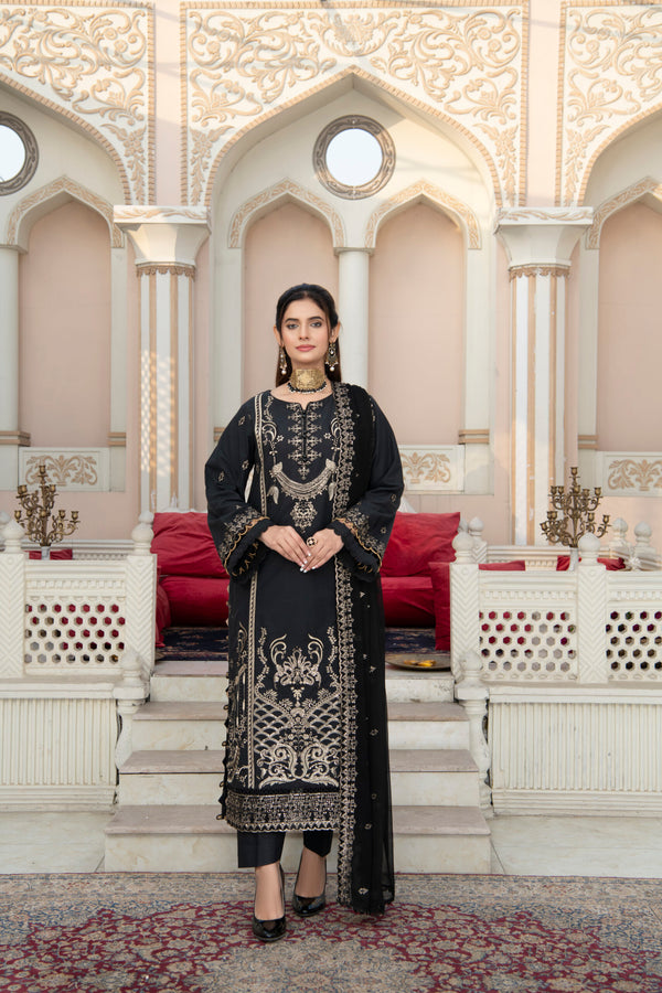 3 Piece Embroidery Lawn Suit | Urban Look