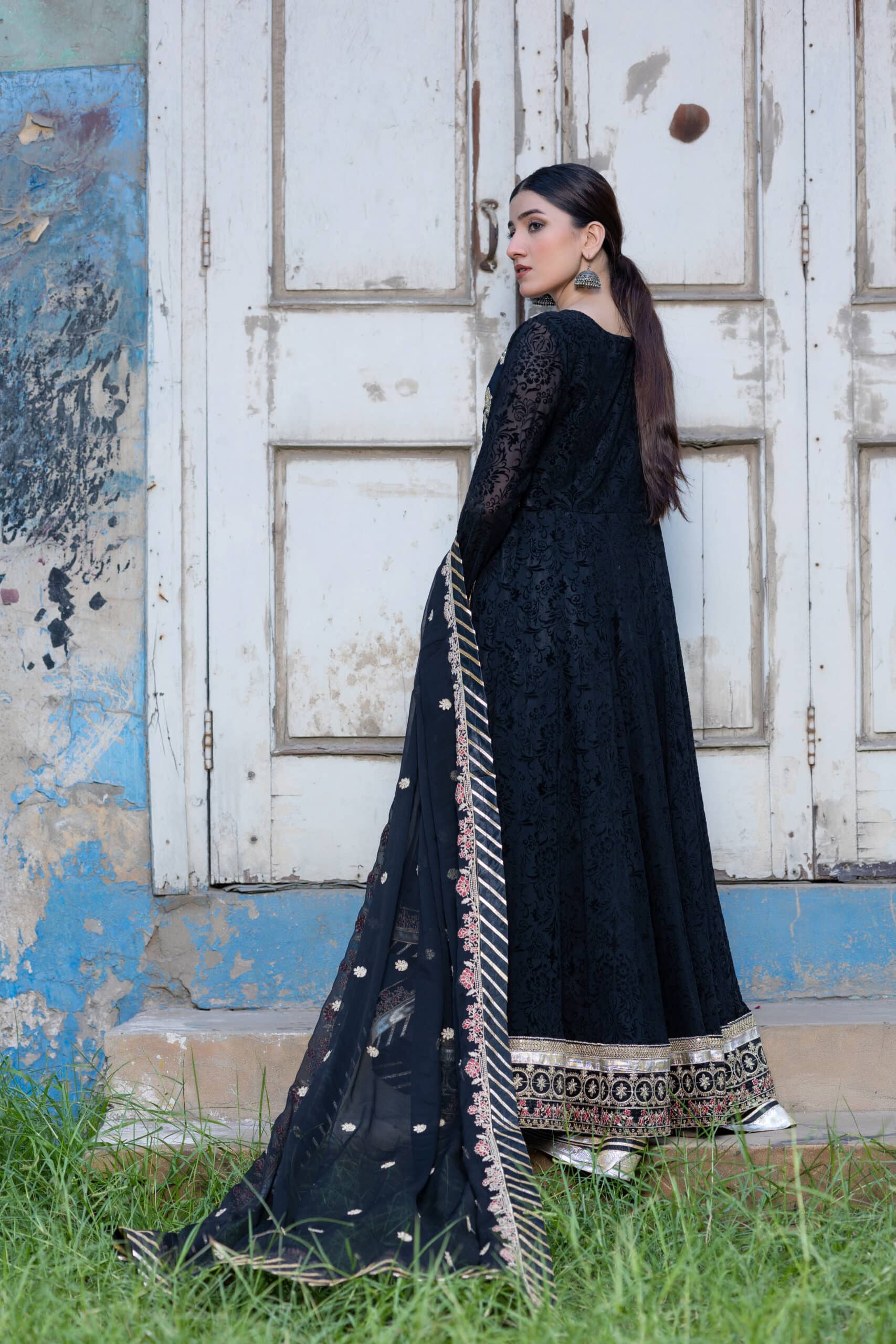 Black velvet embroidered 3-piece maxi with straight-fit trousers and chiffon dupatta